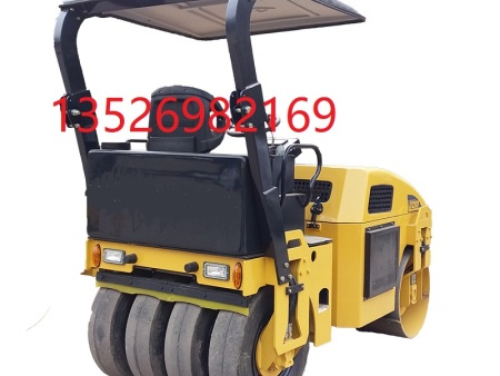 3噸全液壓無級變速壓路機